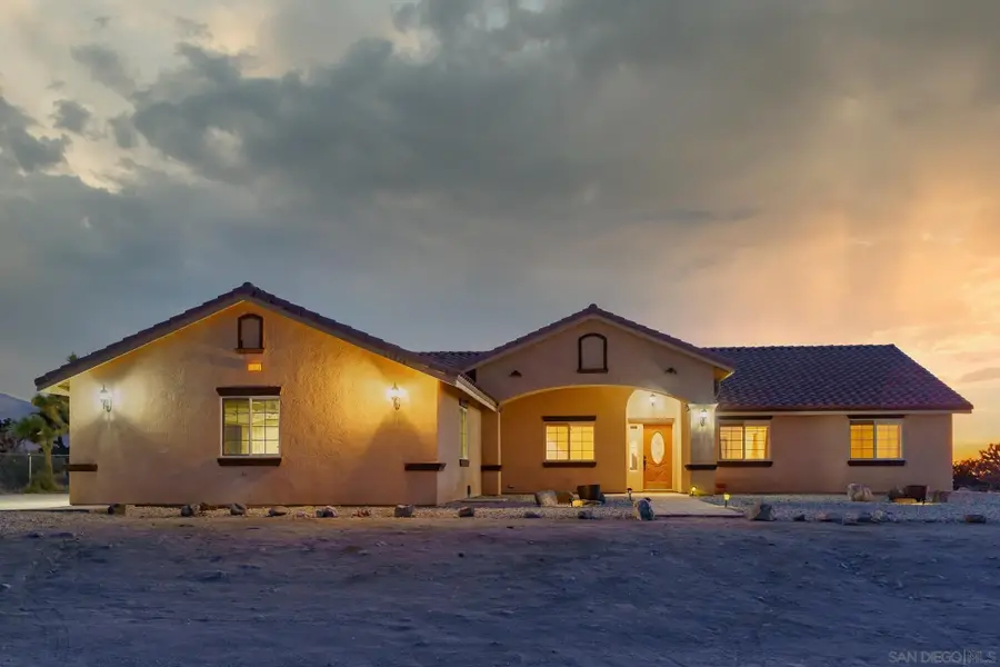 11926 Golden View Road, Pinon Hills, CA 92372 - #3