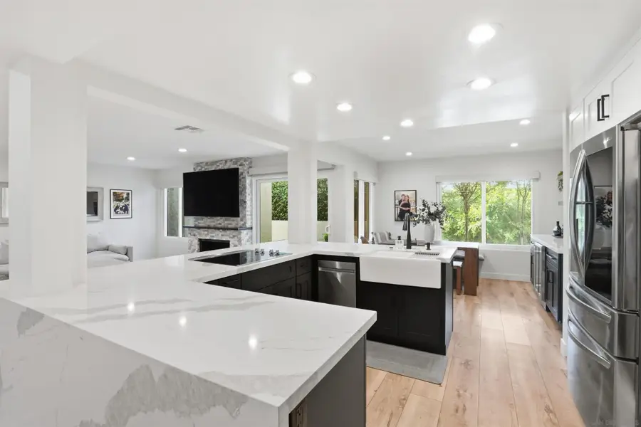 2444 Caminito Venido, San Diego, CA 92107 - #2