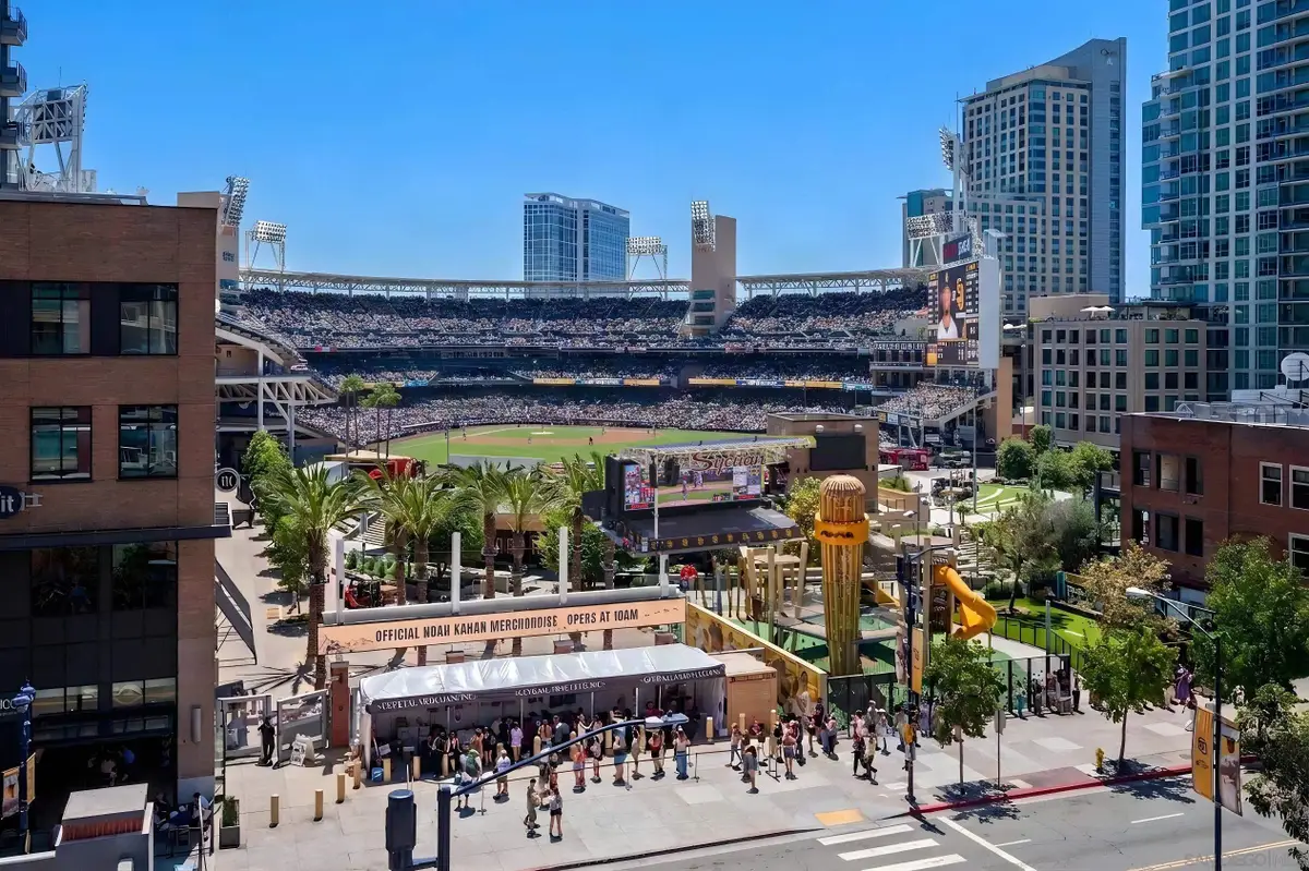 427 9th Ave #504, San Diego, CA 92101 - #1