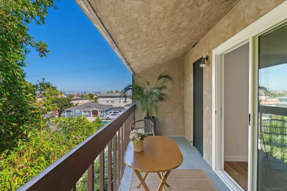 1762 Locust St #4, San Diego, CA 92106 - #1