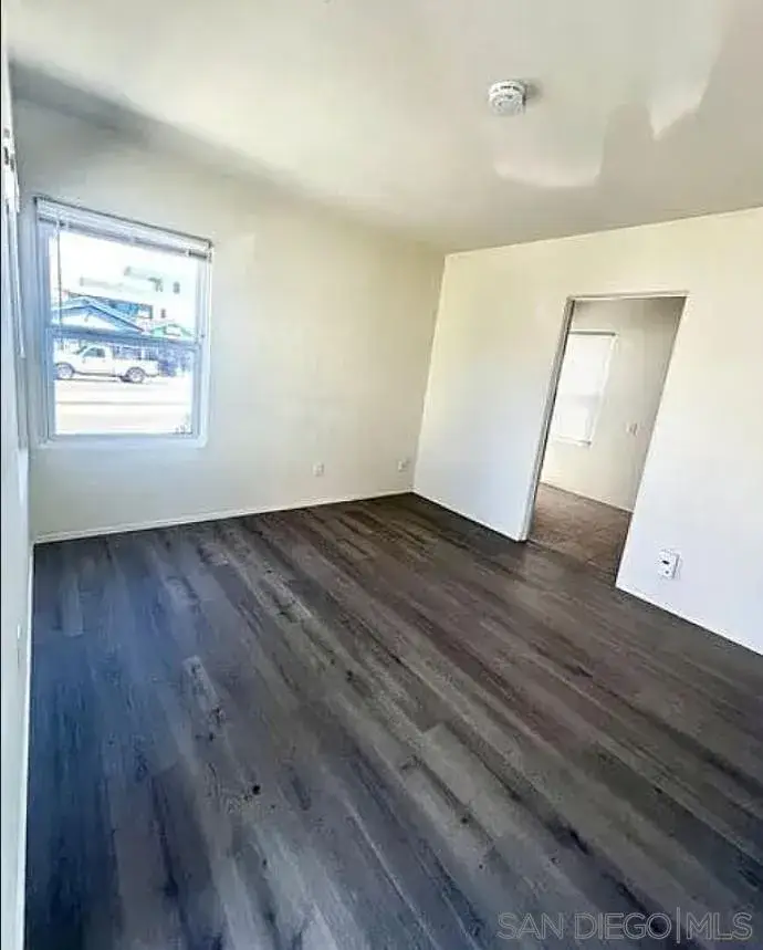 723-725 Sunset Ct, San Diego, CA 92109 - #3