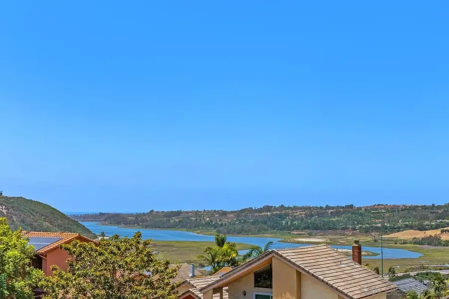 2120 Pintoresco, Carlsbad, CA 92009 - #2