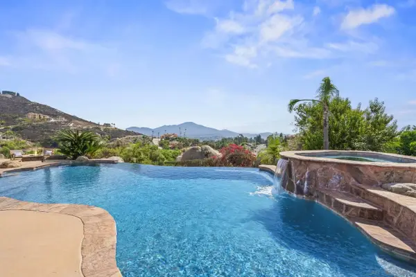 2255 Grace Lamay Terrace, El Cajon, CA 92019