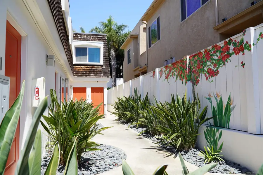 4073 Gresham St., San Diego, CA 92109 - #2