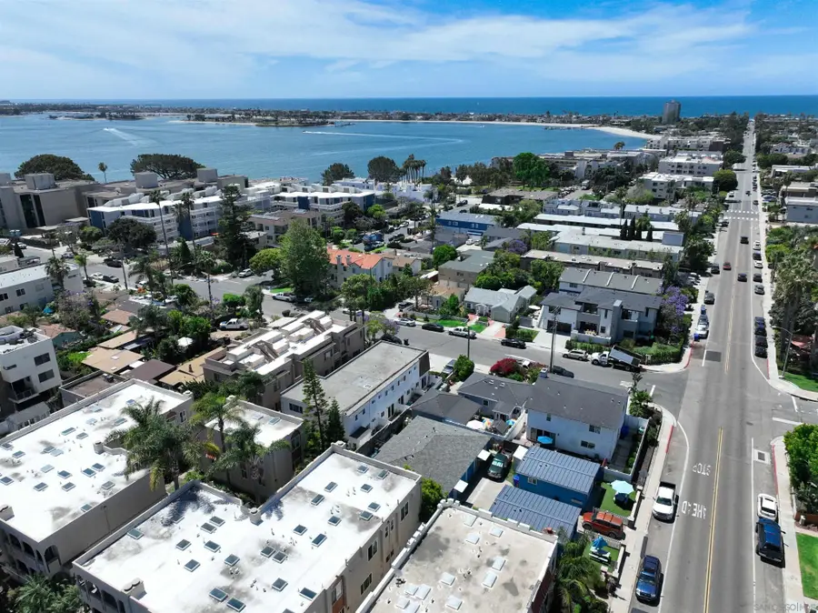 4073 Gresham St., San Diego, CA 92109 - #3