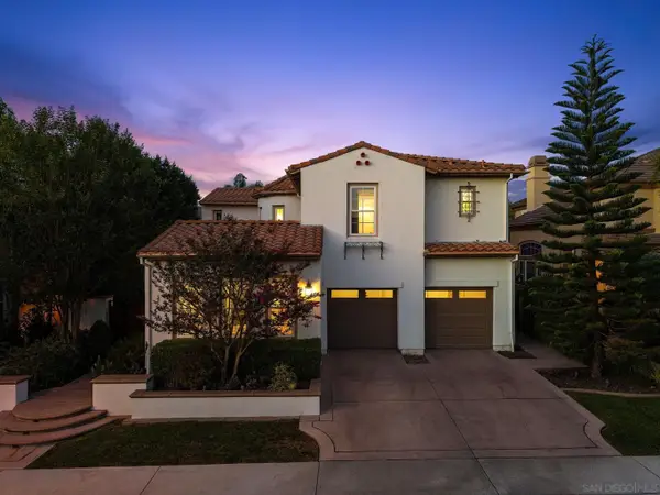 31 Montclair, Irvine, CA 92602