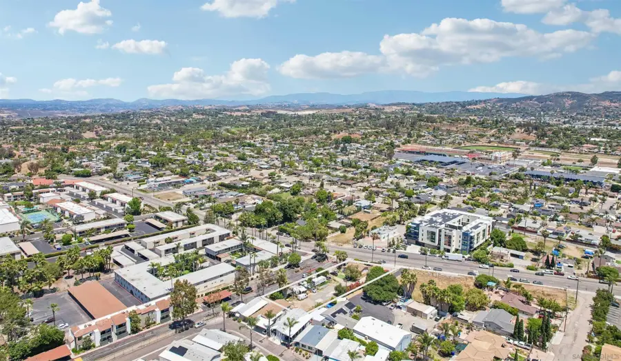 1570 N Santa Fe, Vista, CA 92083 - #3