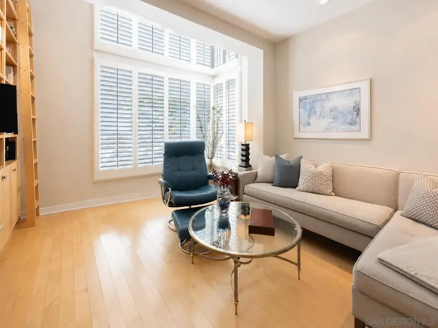 5482 La Jolla #L103, La Jolla, CA 92037 - #3