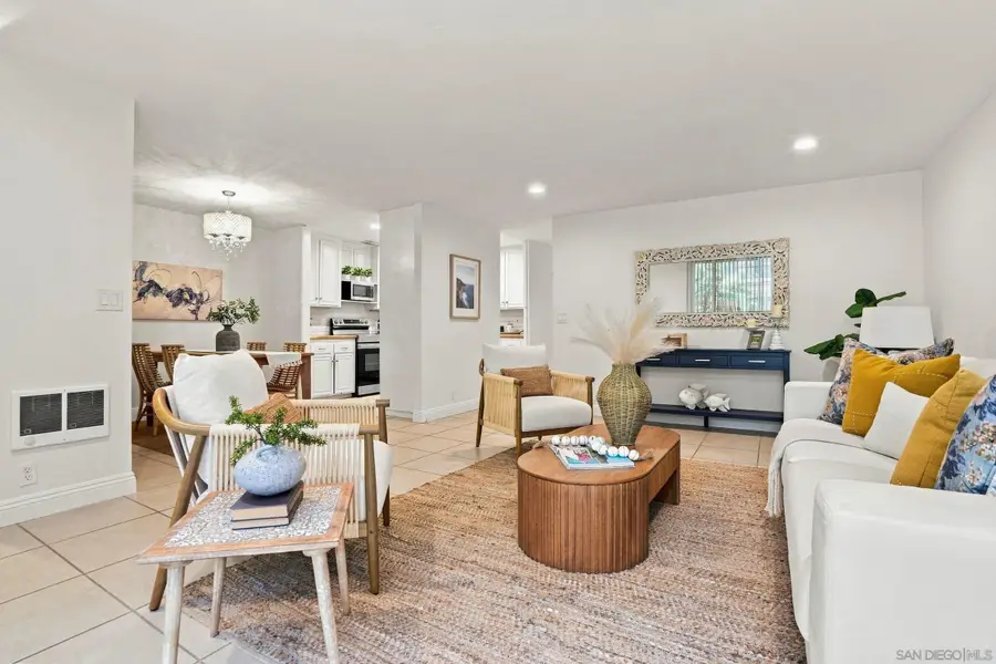 7811 Eads Ave #104, La Jolla, CA 92037 - #3