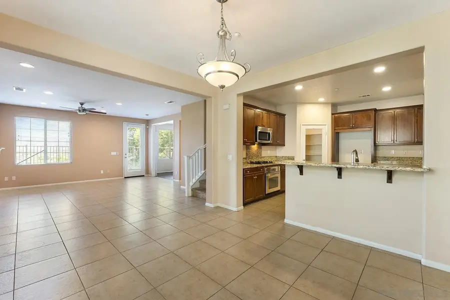 1733 Cripple Creek #4, Chula Vista, CA 91915 - #2