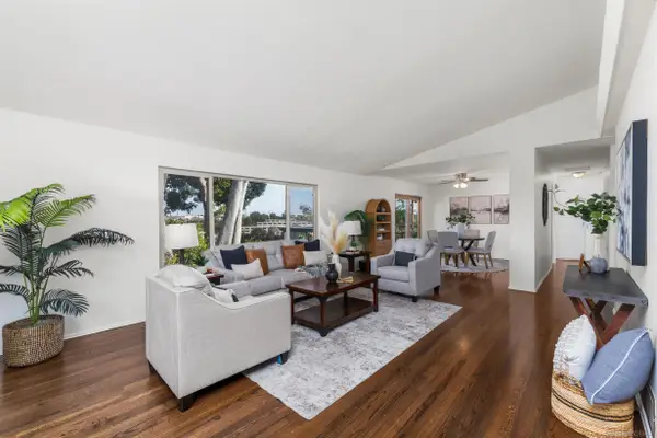 1711 Ridge View Dr., San Diego, CA 92105