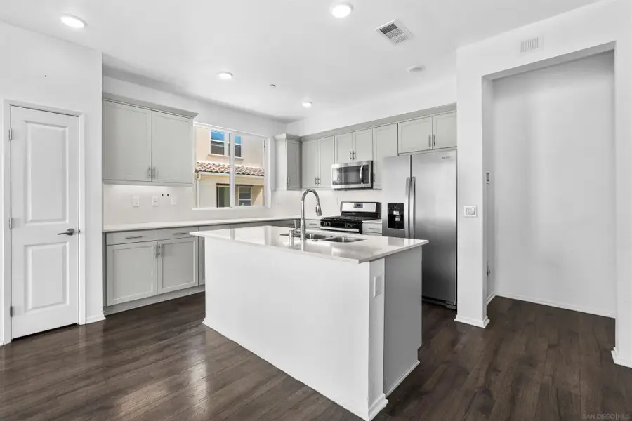 1207 Paseo Seashore #Unit 82, San Diego, CA 92154 - #3