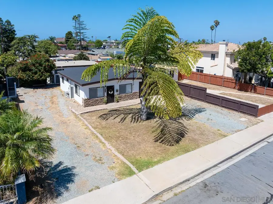 928 Florida Street, Imperial Beach, CA 91932 - #2