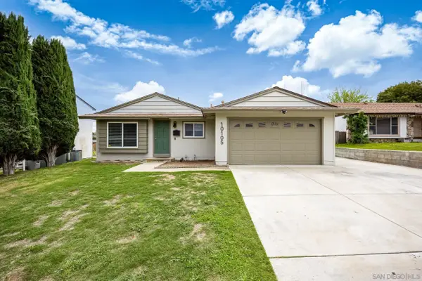 10105 Shaggybark Dr, Santee, CA 92071