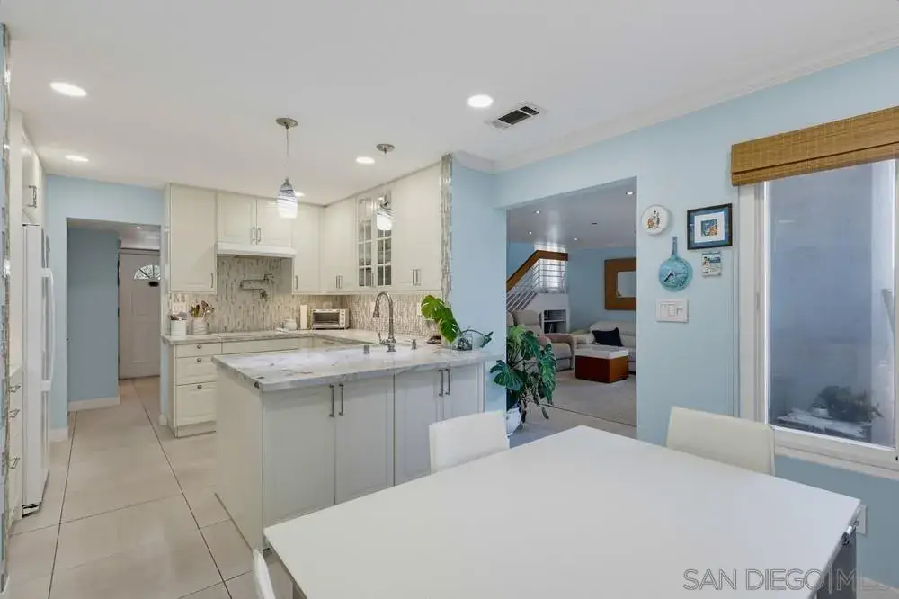 2369 Caminito Seguro, San Diego, CA 92107 - #1