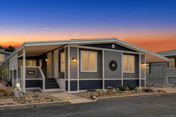 275 S Worthington St #123, Spring Valley, CA 91977