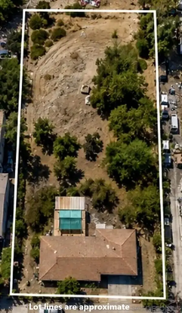 1564 Plover, San Diego, CA 92114