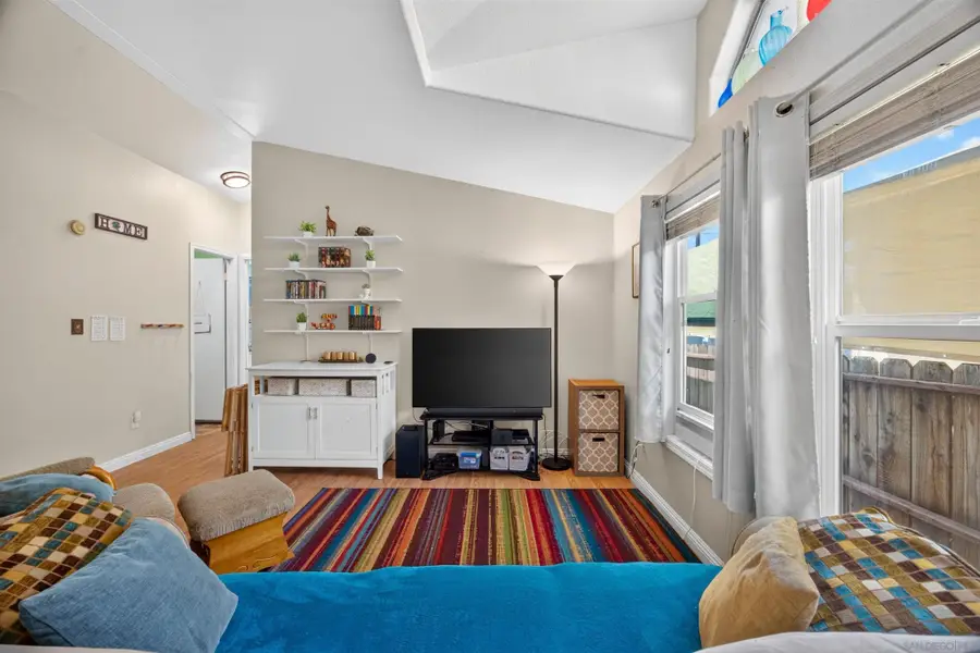 1638 Calavo Rd #35, Fallbrook, CA 92028 - #3