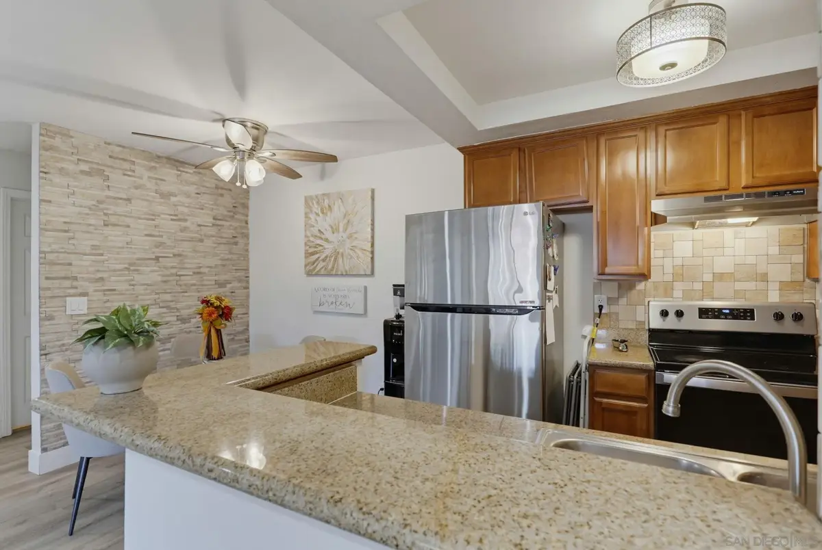 432 Edgehill Ln #3, Oceanside, CA 92054 - #1