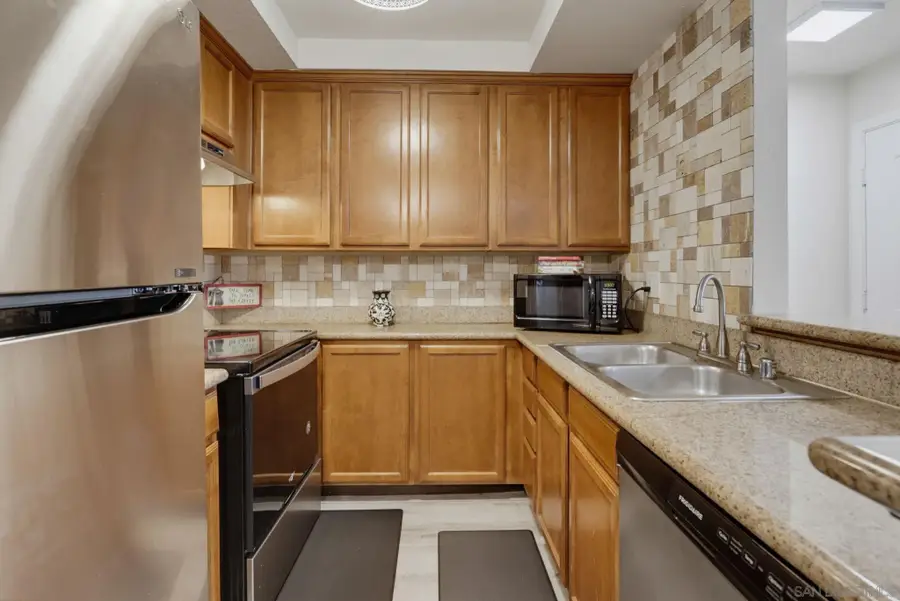 432 Edgehill Ln #3, Oceanside, CA 92054 - #3