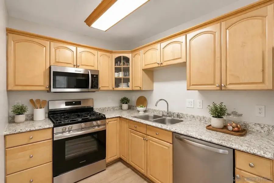 868 E Alvarado #28, Fallbrook, CA 92028 - #3