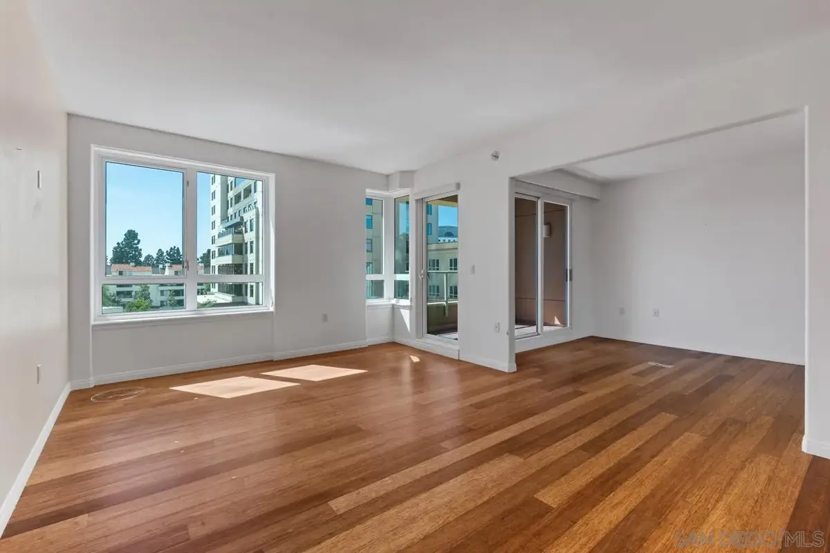 3890 Nobel #304, San Diego, CA 92122 - #1