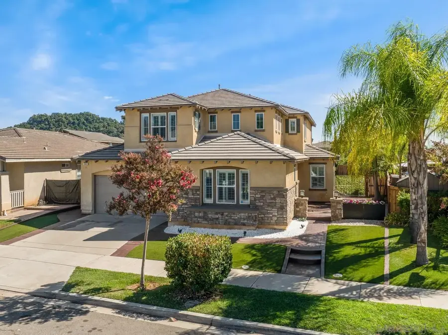 563 Chandler Ct, Escondido, CA 92027 - #2