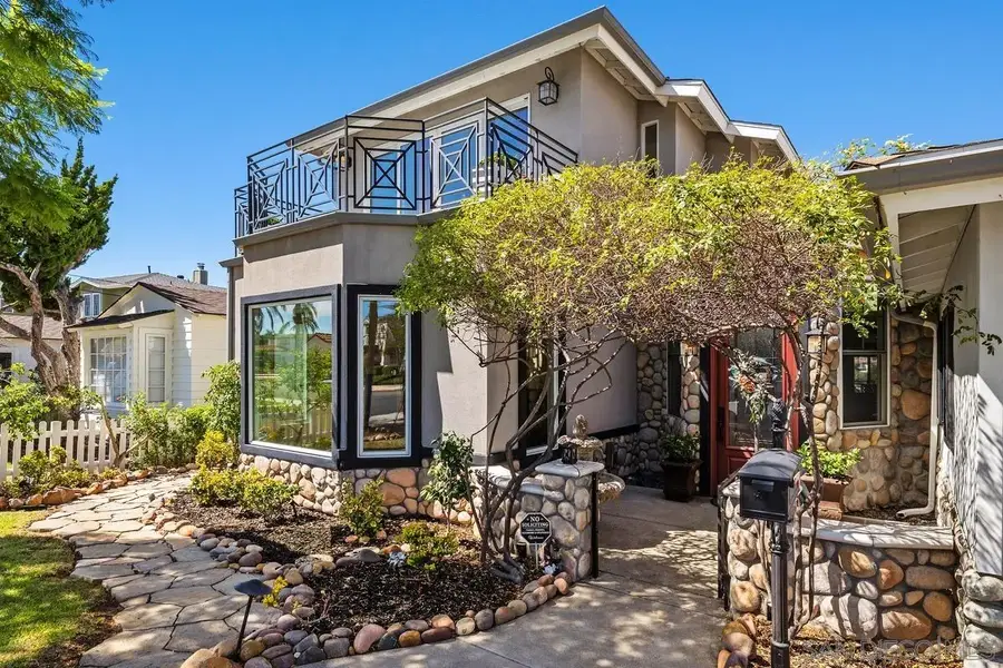4282 Middlesex Drive, San Diego, CA 92116 - #3