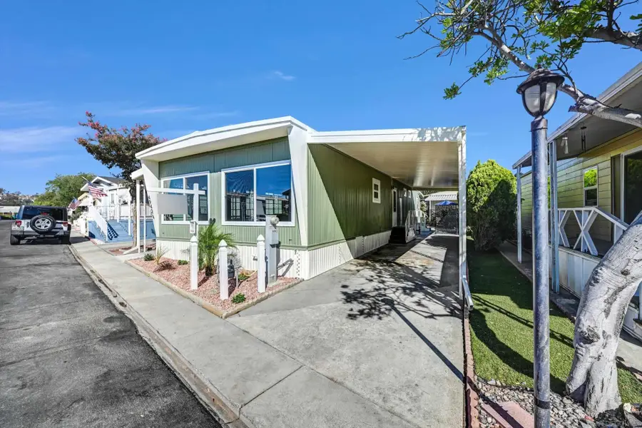 4942 1/2 Old Cliffs Rd., San Diego, CA 92120 - #2
