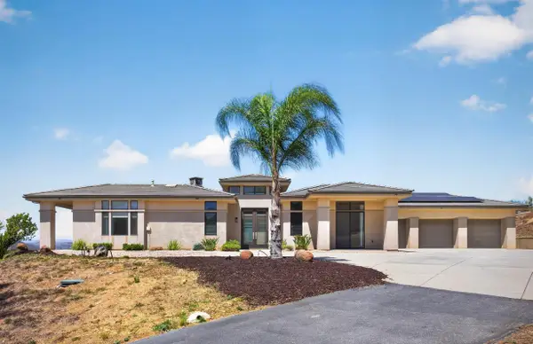11888 Rancho Heights Rd, Pala, CA 92059