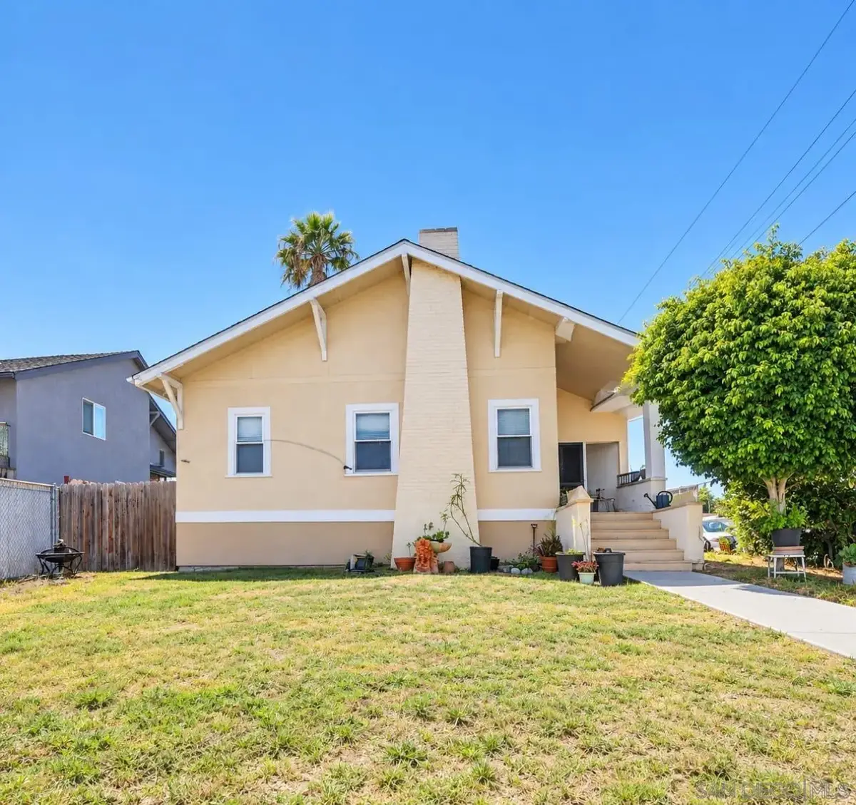304 Milbrae St, San Diego, CA 92113 - #1