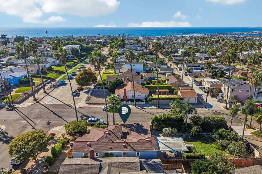 4390 Niagara Ave, San Diego, CA 92107 - #2