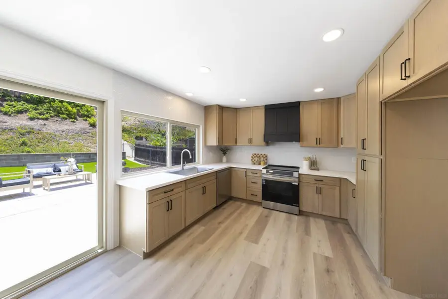 7225 Laura Ct, San Diego, CA 92120 - #3