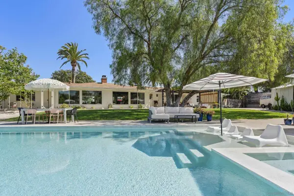 1326 Alta Vista Dr, Vista, CA 92084