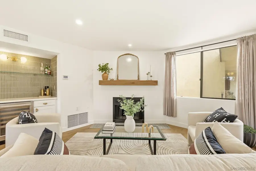 1263 Robinson #13, San Diego, CA 92103 - #3