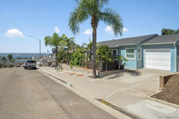 3762 Baker St, San Diego, CA 92117