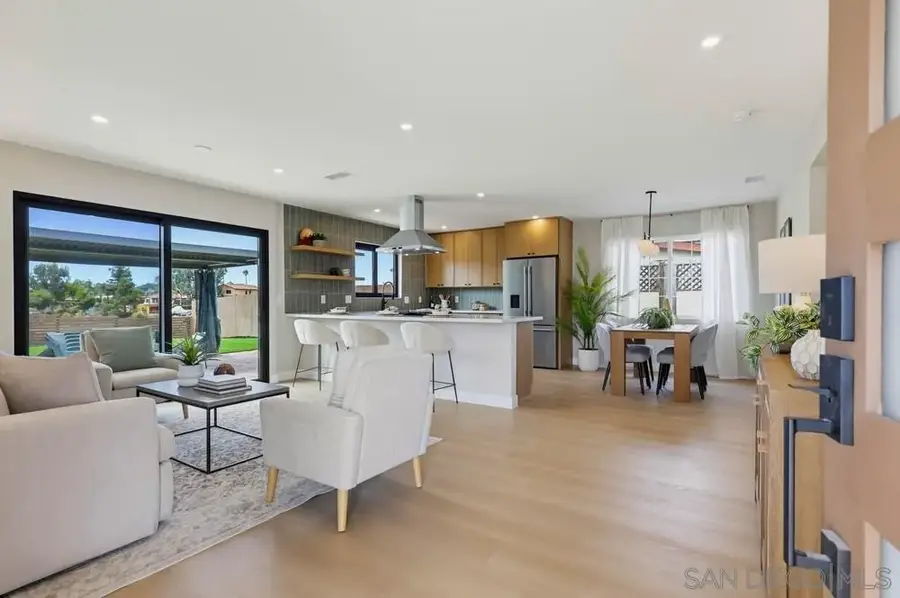 3162 Via Arcilla, San Diego, CA 92111 - #3