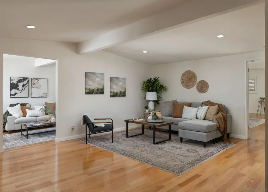 4549 Lyric Lane, San Diego, CA 92117 - #3