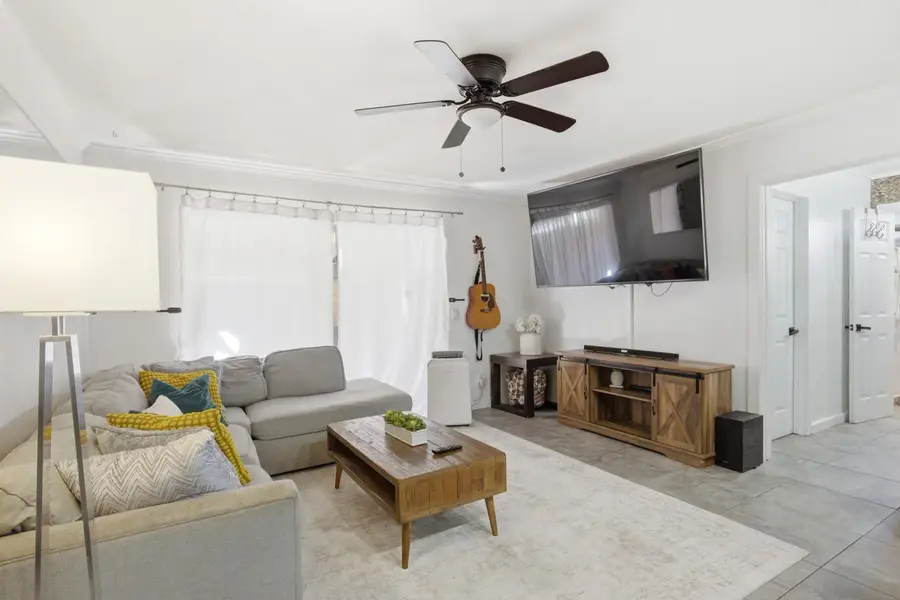 8022 Linda Vista Rd. #1M, San Diego, CA 92111 - #3