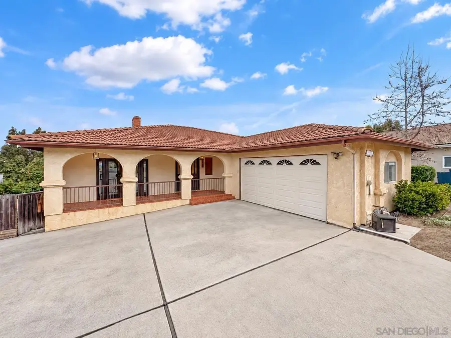 1229 Sandra Circle, Vista, CA 92083 - #2