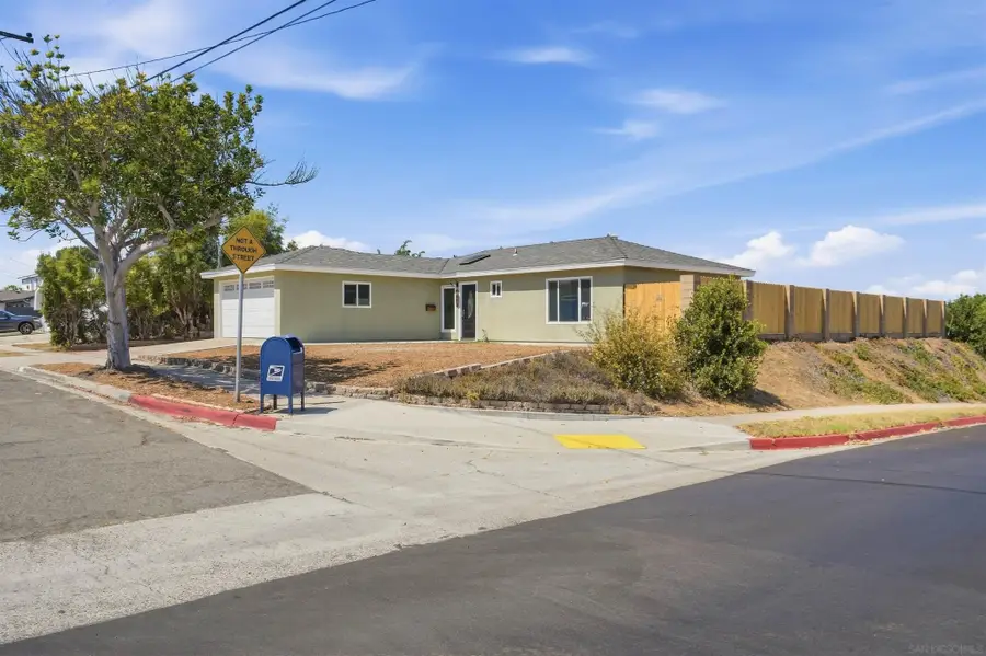 6666 Rockglen Avenue, San Diego, CA 92111 - #3