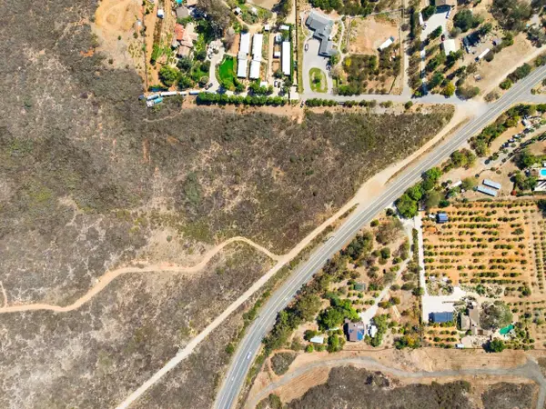 20753 Elfin Forest Rd, Escondido, CA 92029