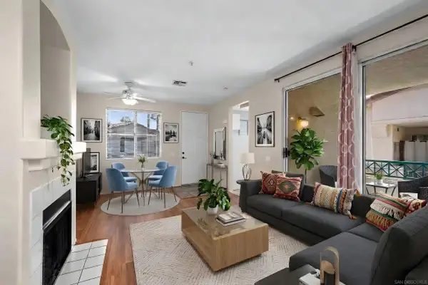 11454 Via Rancho San Diego #208, El Cajon, CA 92019