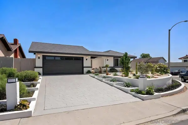 6211 Syracuse Lane, San Diego, CA 92122