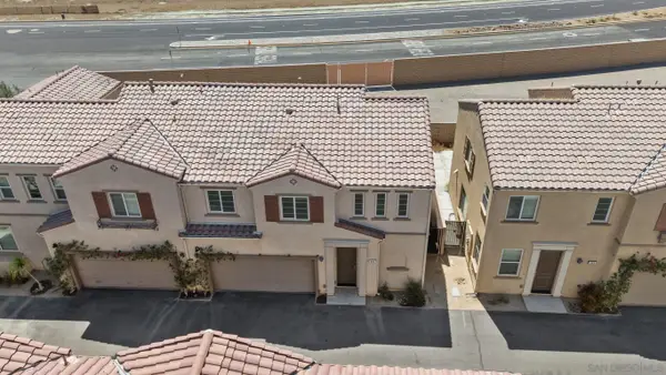 305 Paseo Gusto, Palm Desert, CA 92211