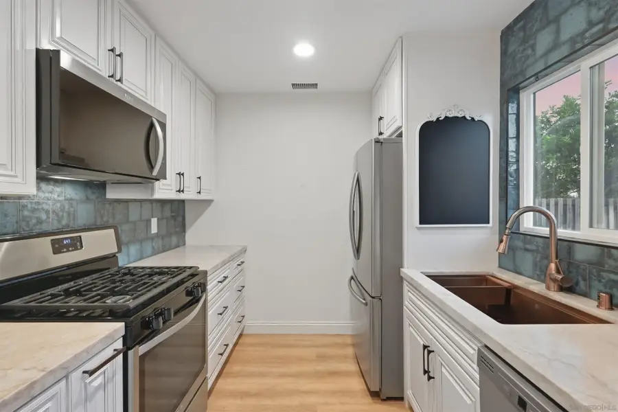5241 Jamestown, San Diego, CA 92117 - #3