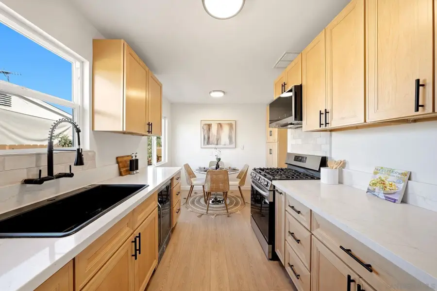 7480 Baltic, San Diego, CA 92111 - #3
