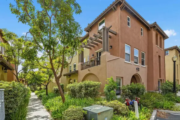 2674 Escala Circle, San Diego, CA 92108