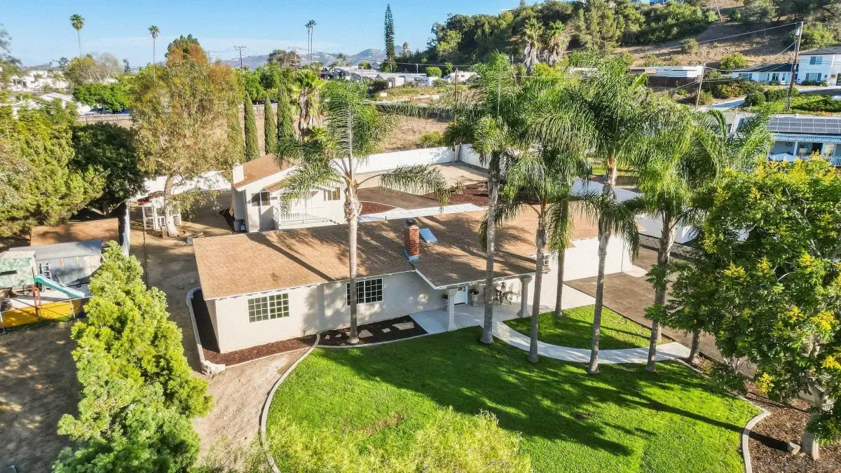 3350 Descanso Ave., San Marcos, CA 92078 - #1