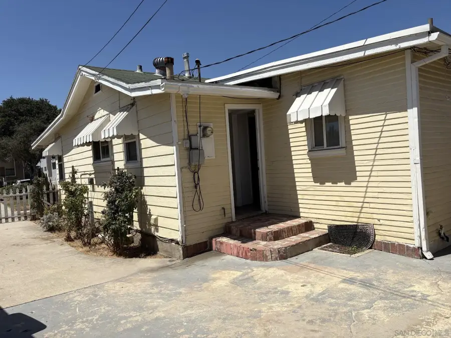 1144 Thompson Ave, Glendale, CA 91201 - #3